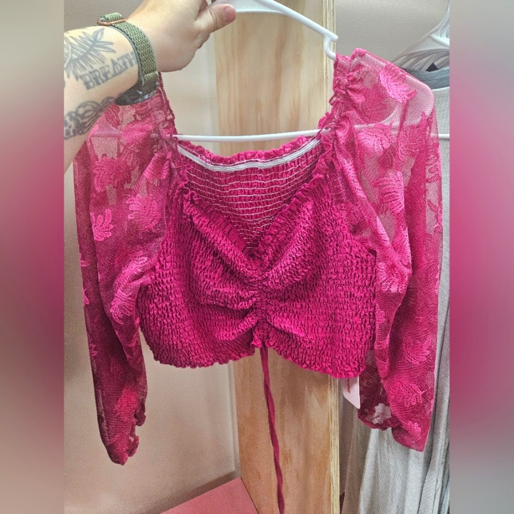 Adjustable crop top